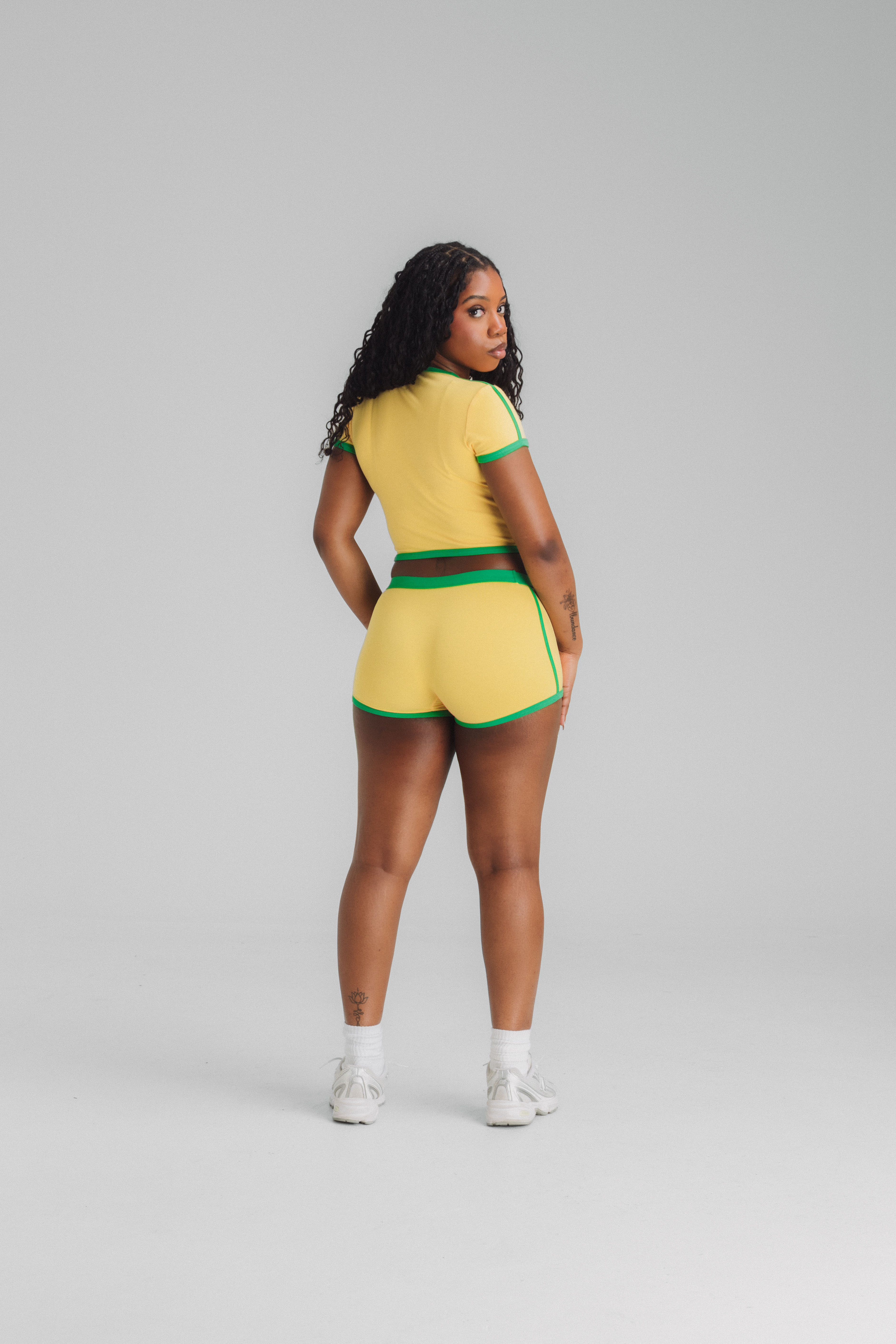 4Baddies Set — Yellow
